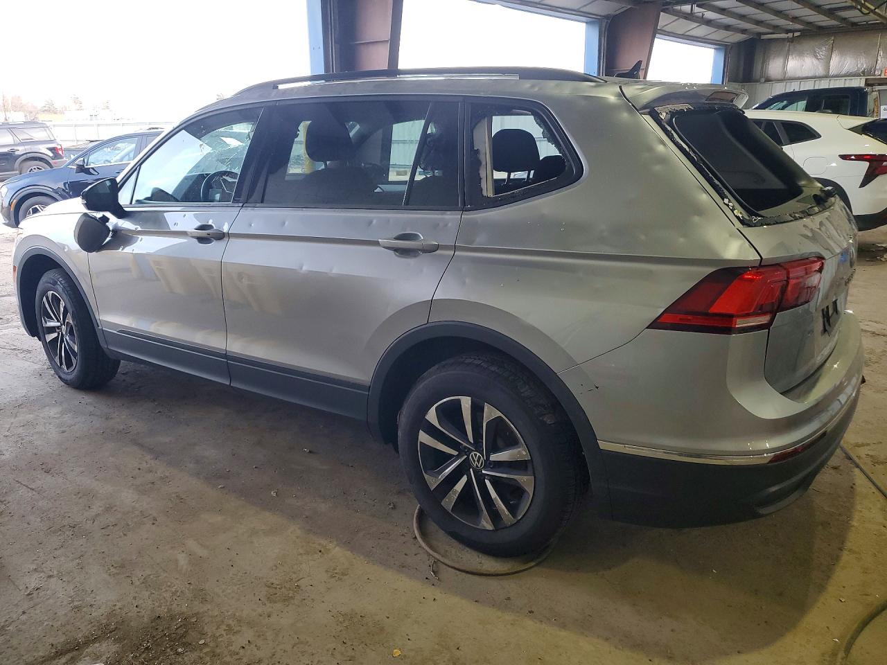 Volkswagen Tiguan S