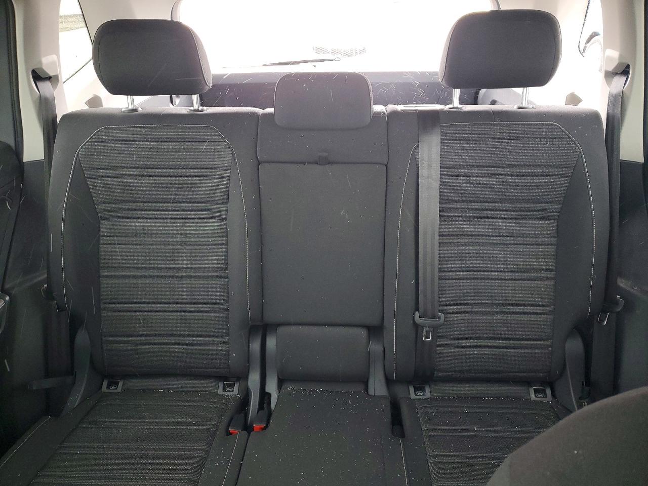 Volkswagen Tiguan S