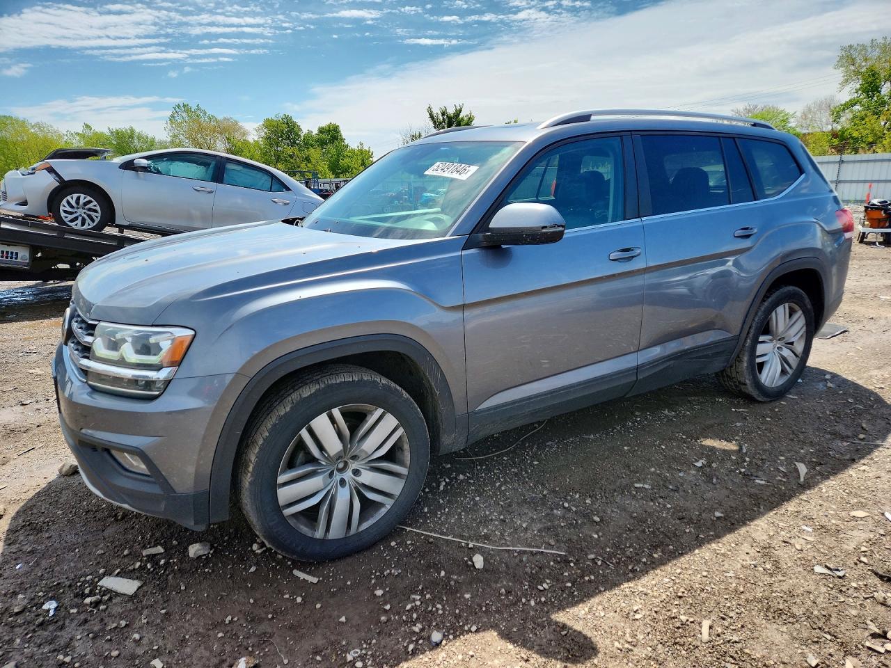 Salvage Volkswagen Atlas Image