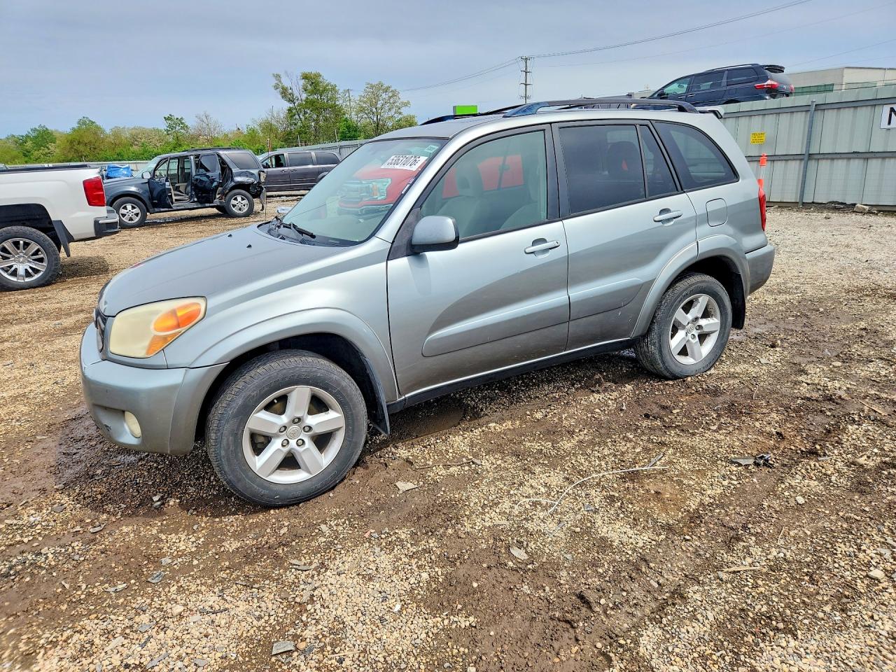 Salvage Toyota RAV4 Image