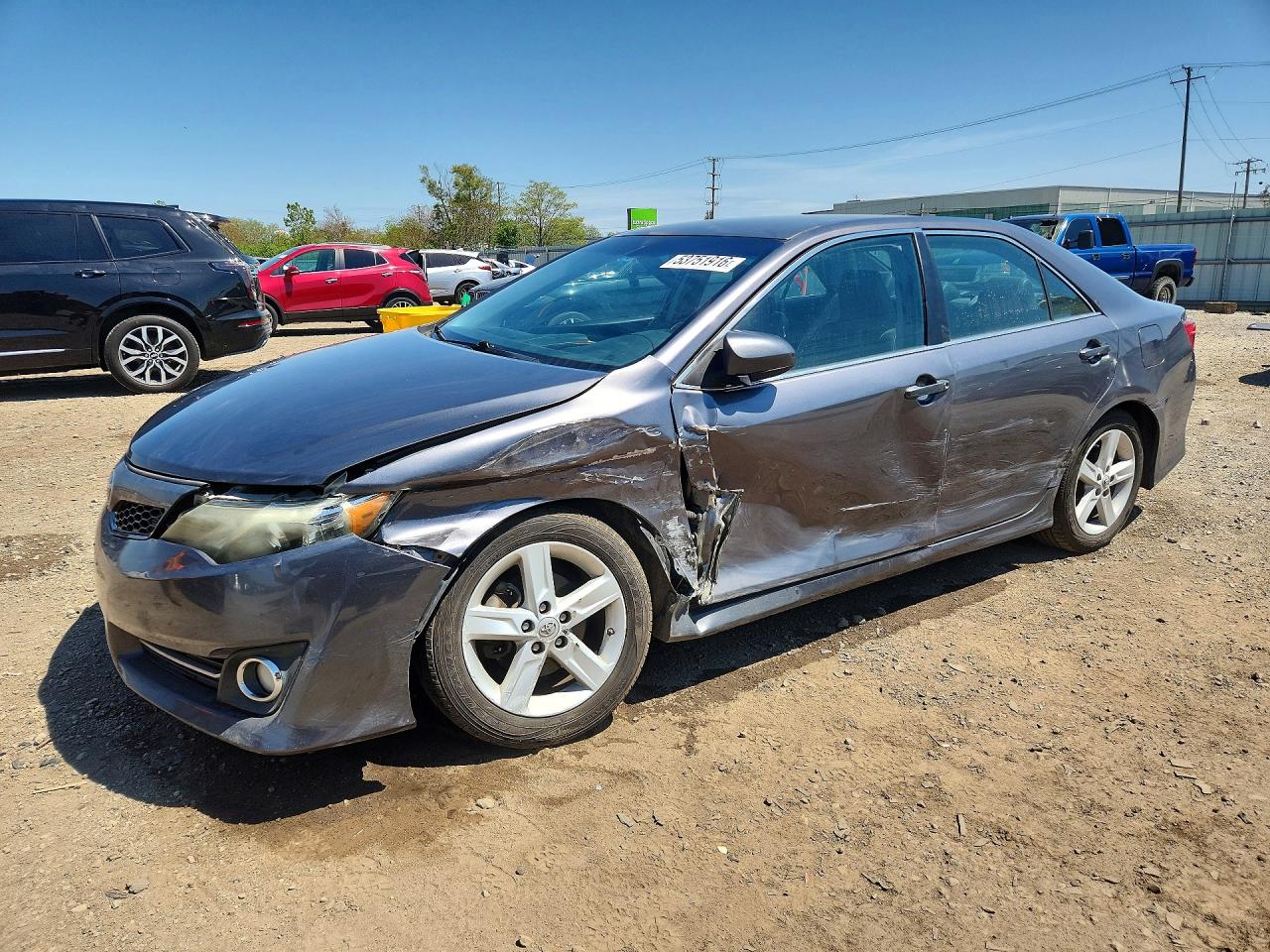 Salvage Toyota Camry Image