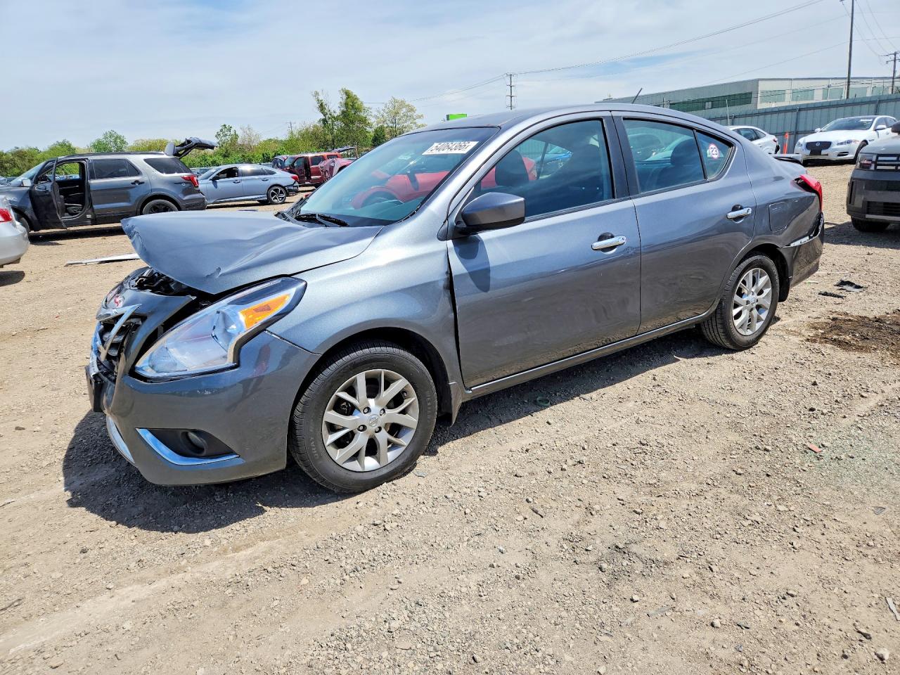 Salvage Nissan Versa Image