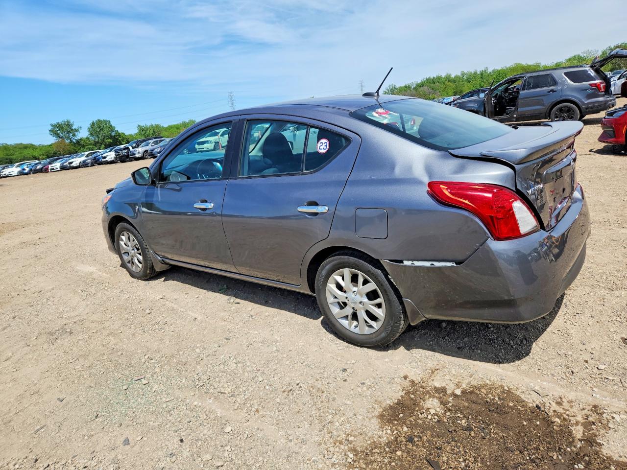Nissan Versa Sv