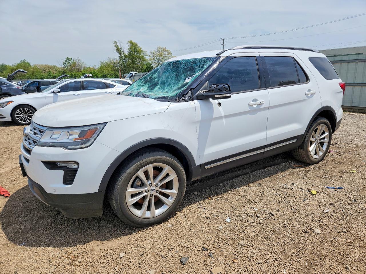 Salvage Ford Explorer Image