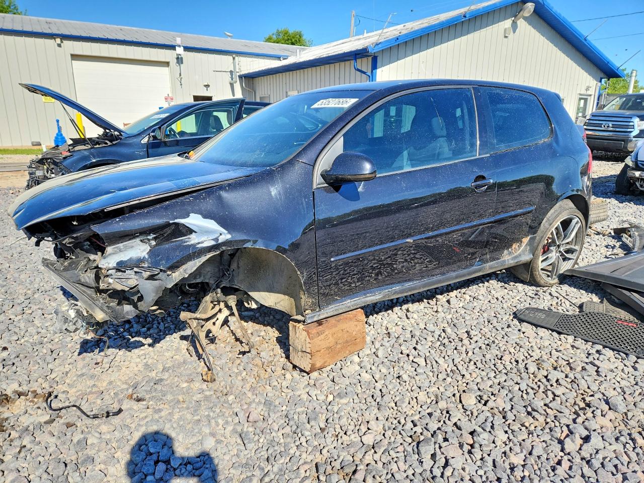 Salvage Volkswagen GTI Image