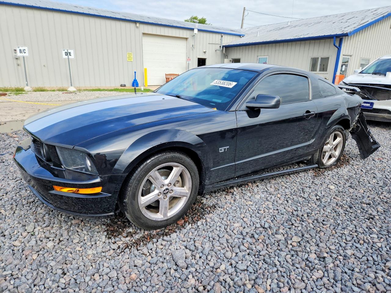 Salvage Ford Mustang Image