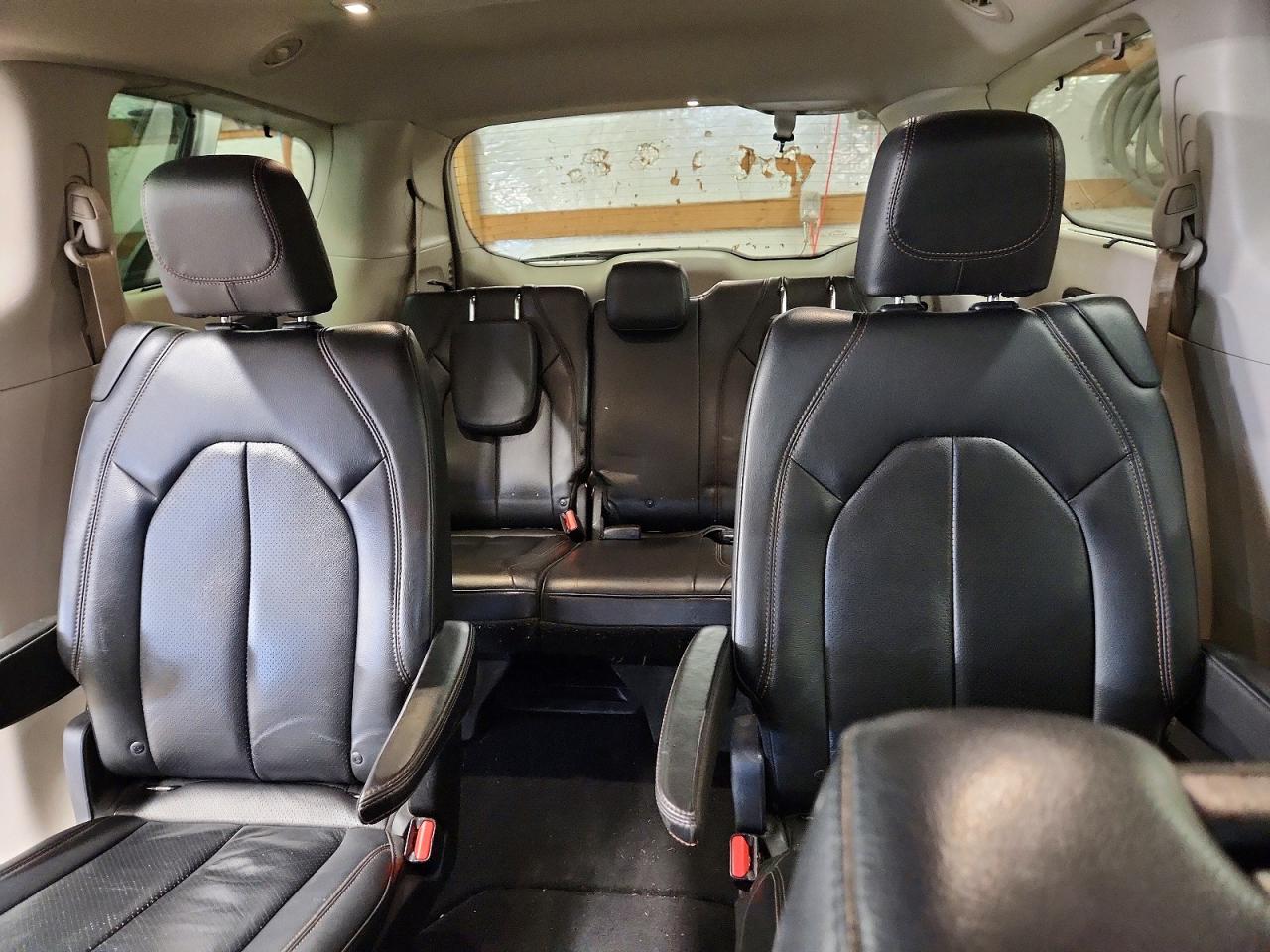 Chrysler Pacifica Touring L Plus