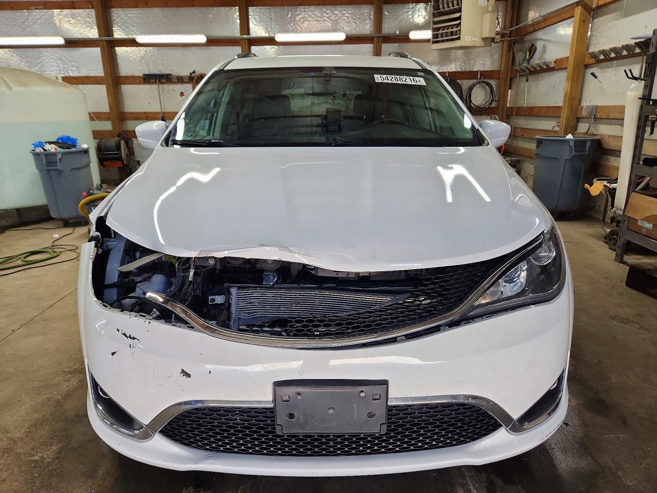 Chrysler Pacifica Touring L Plus