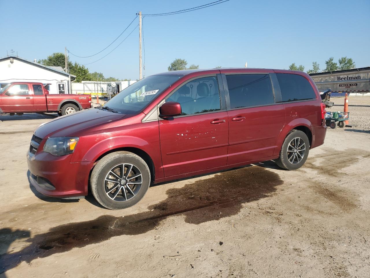 Salvage Dodge Caravan Image
