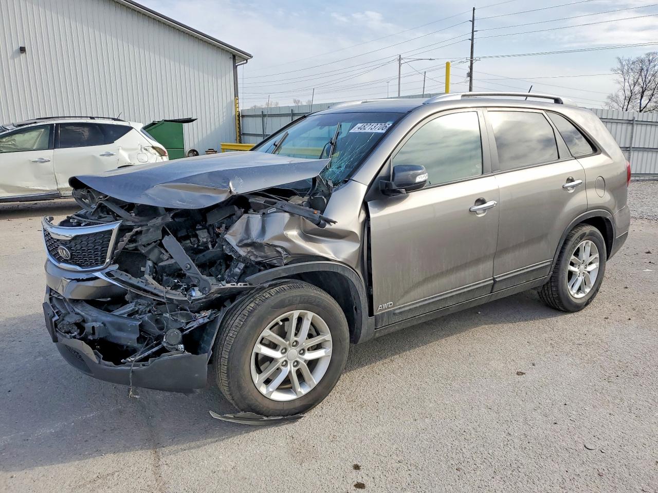 Salvage Kia Sorento Image