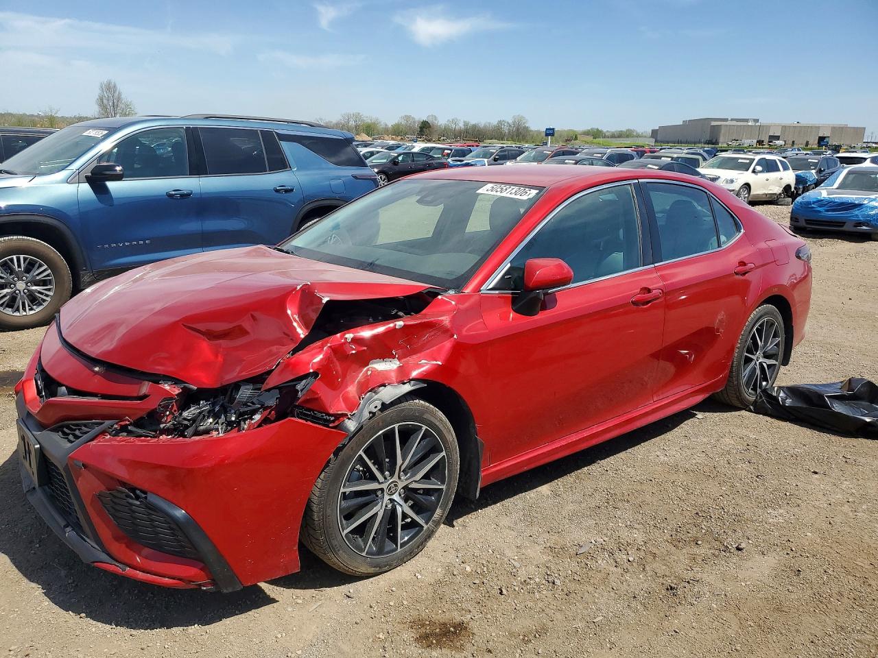 Salvage Toyota 4r Image