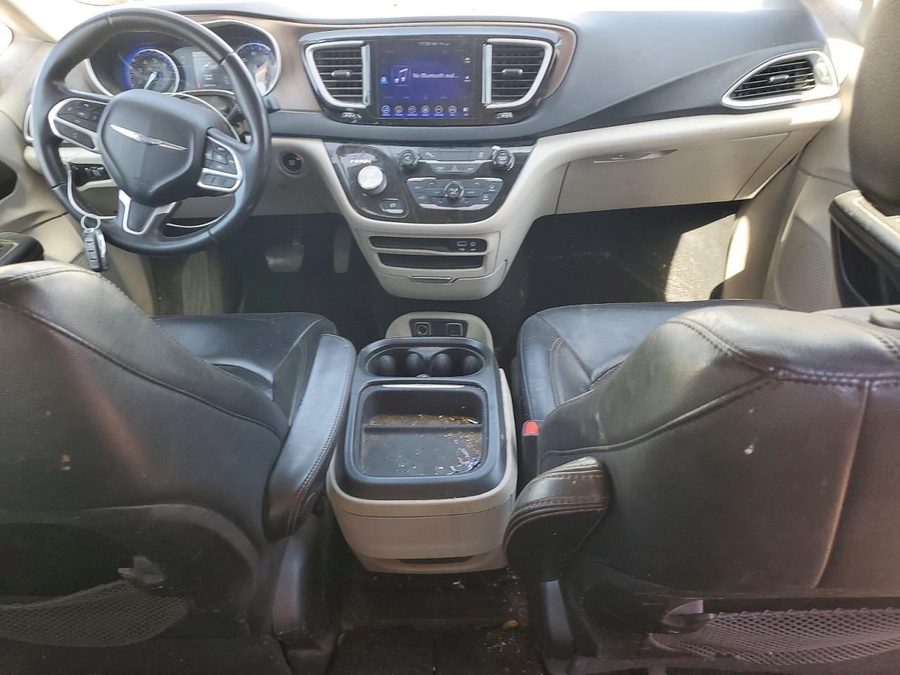 Chrysler Pacifica Touring L