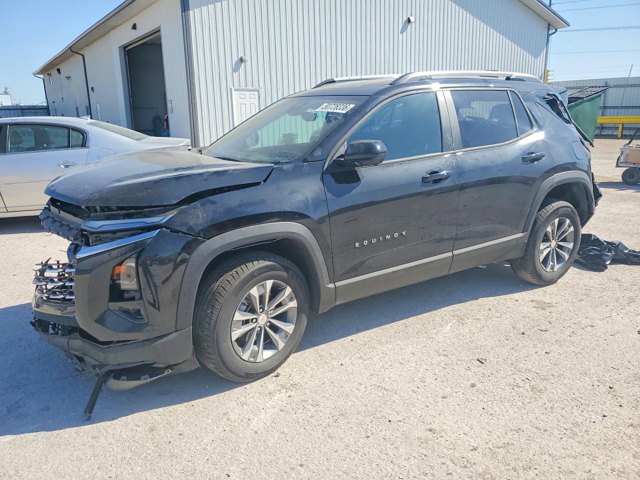 Salvage Chevrolet Equinox Image
