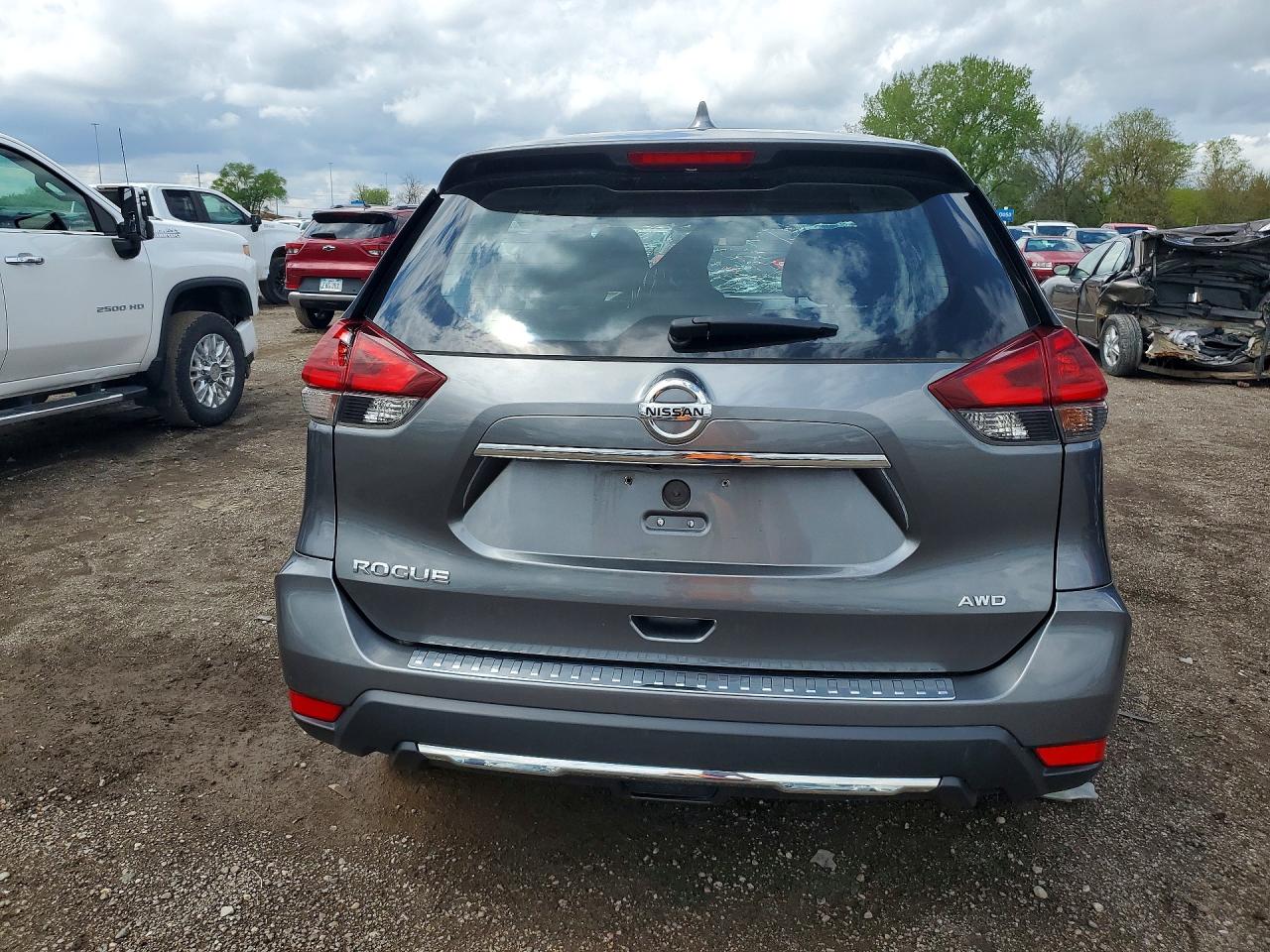 Nissan Rogue S