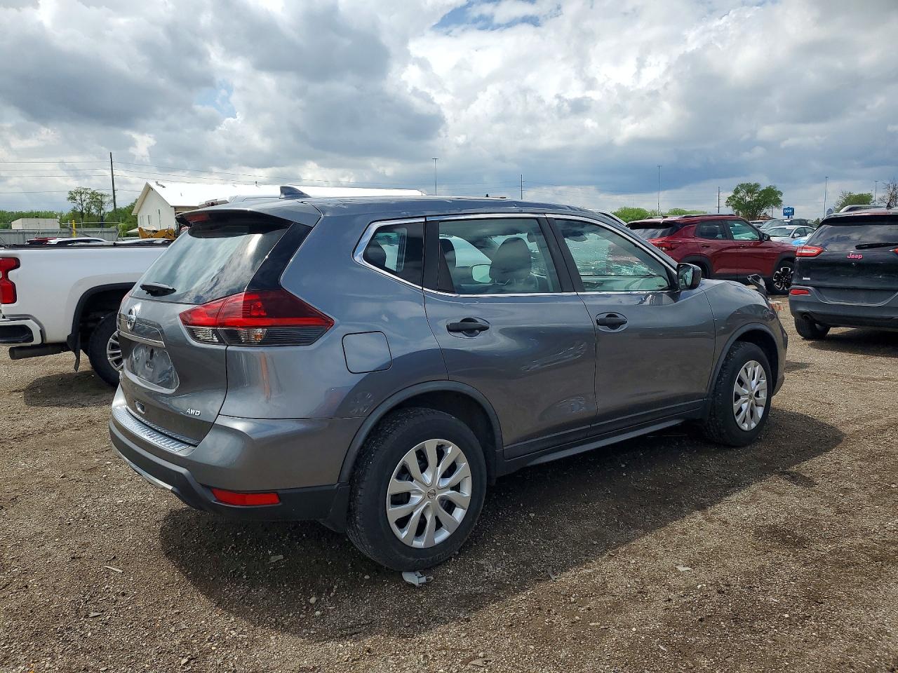Nissan Rogue S