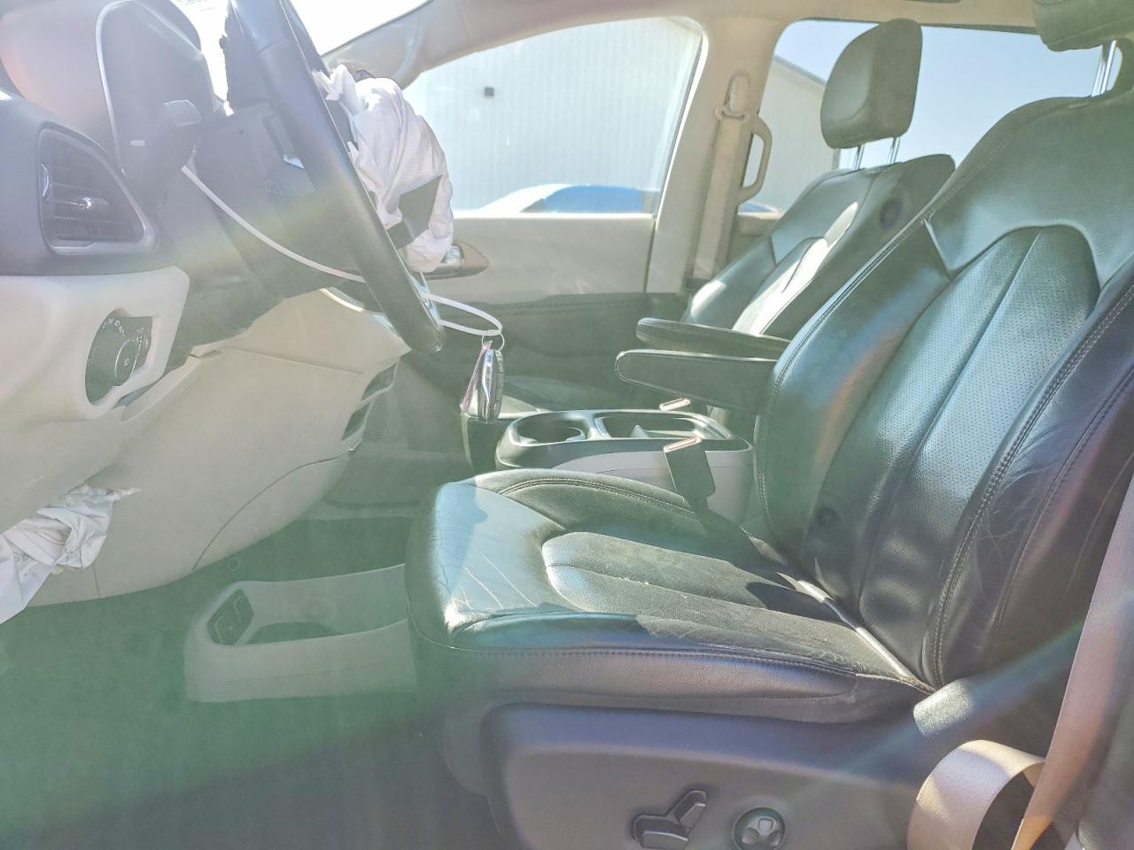 Chrysler Pacifica Touring L