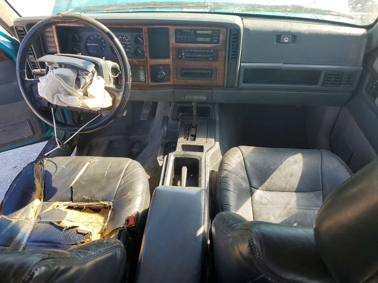 Jeep Cherokee Country