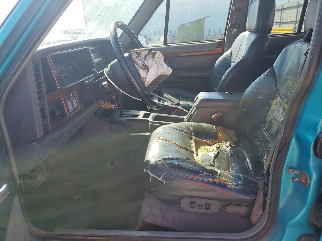 Jeep Cherokee Country