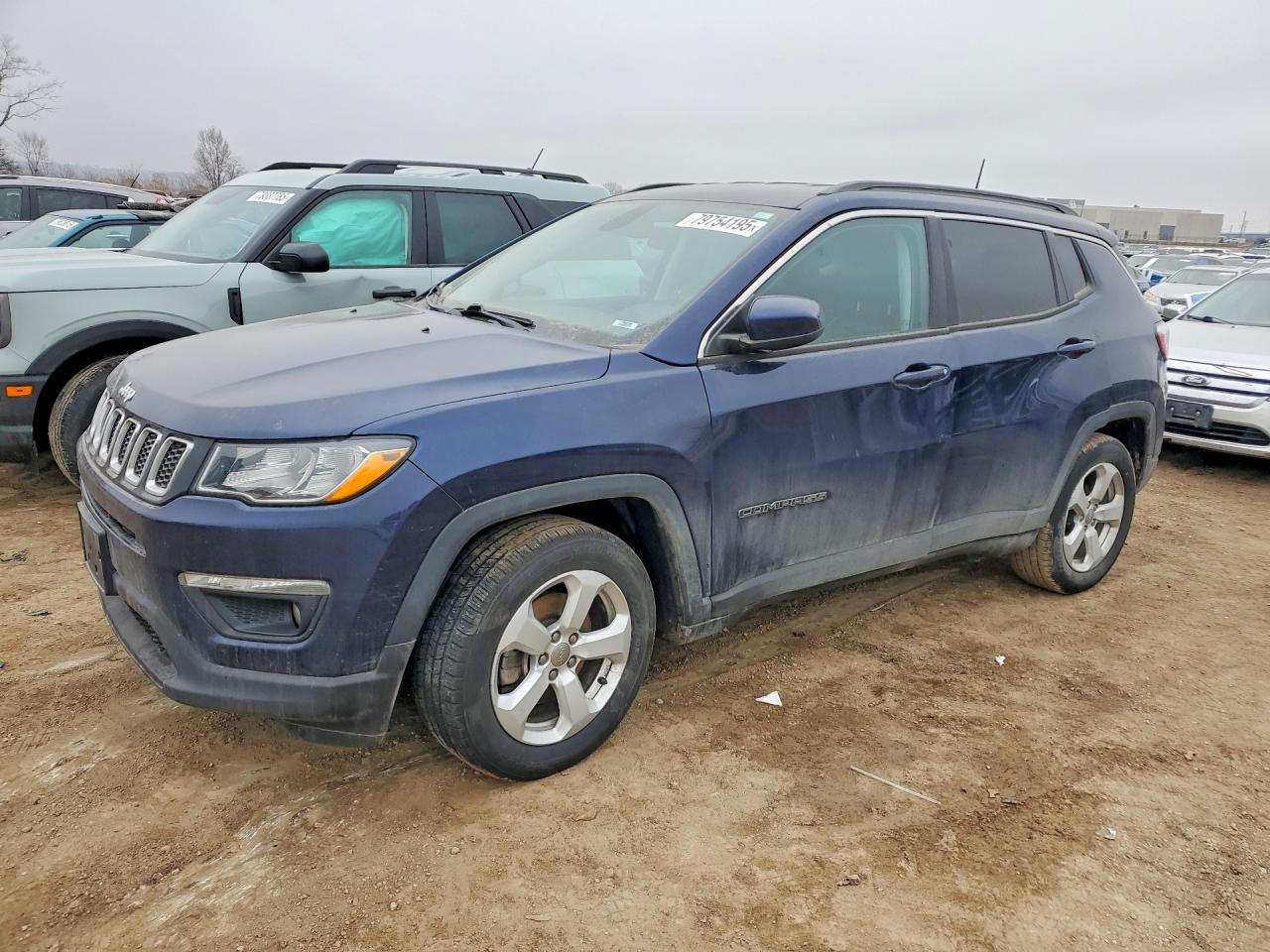 Salvage Jeep Compass Image