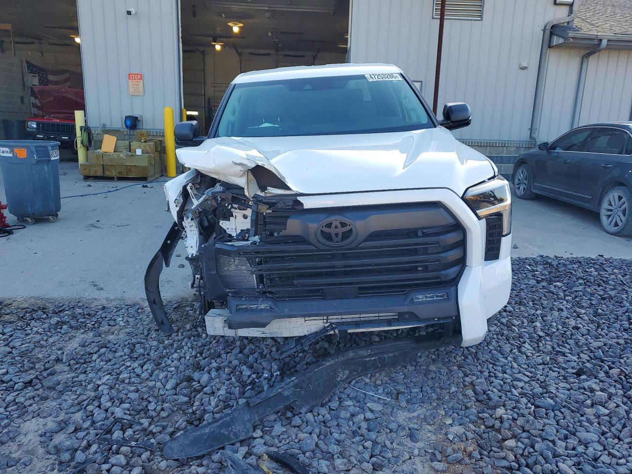 Toyota Tundra Sr5