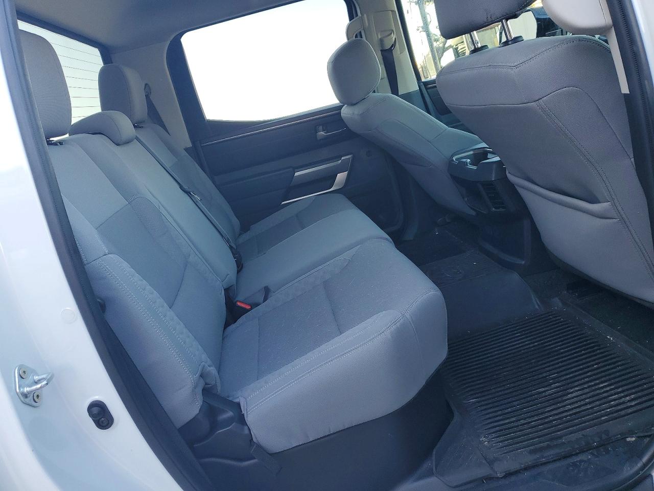 Toyota Tundra Sr5