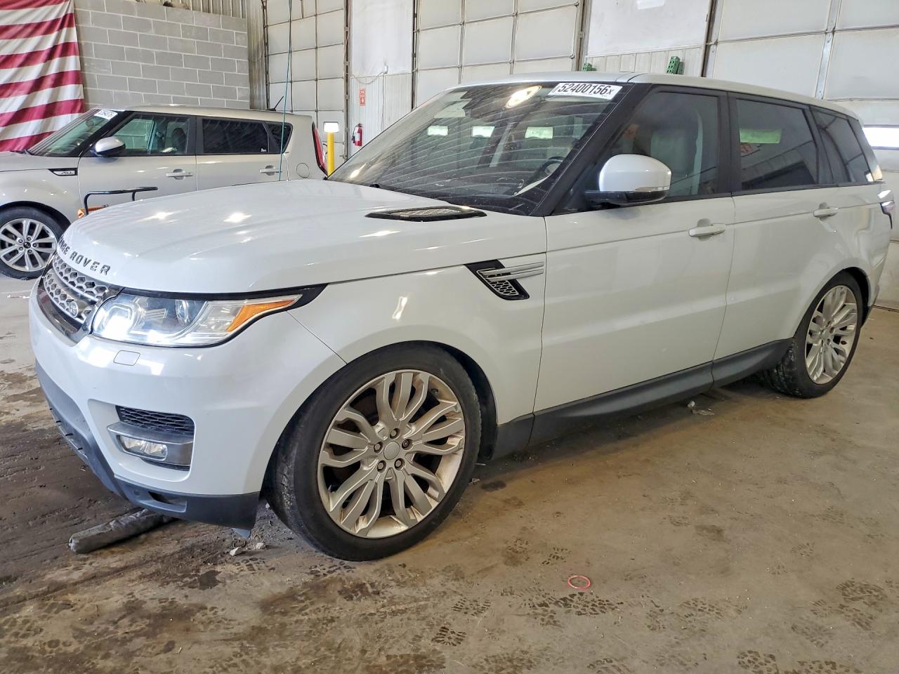 Salvage Land Rover Range Rover Image