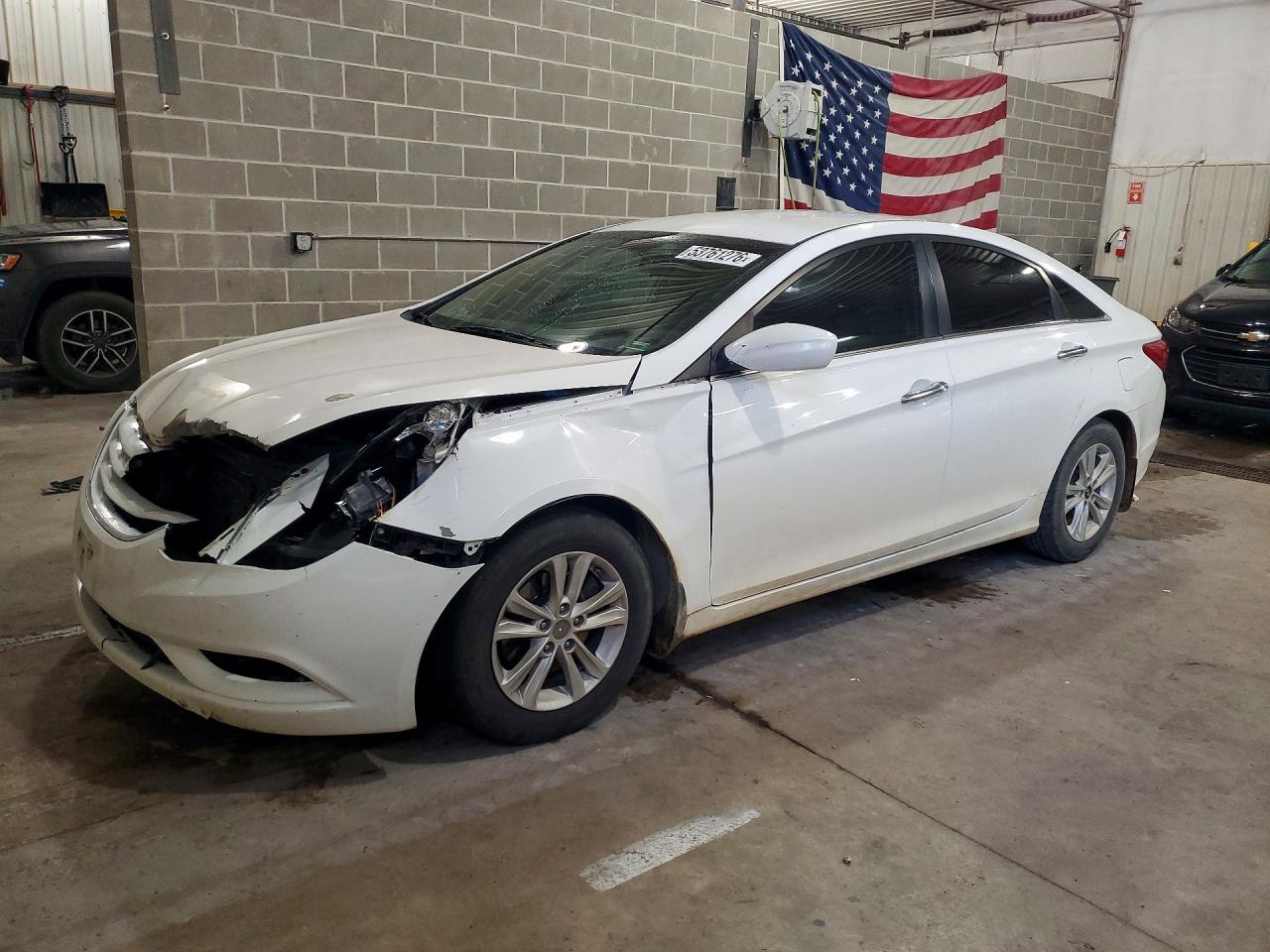 Salvage Hyundai SONATA Image