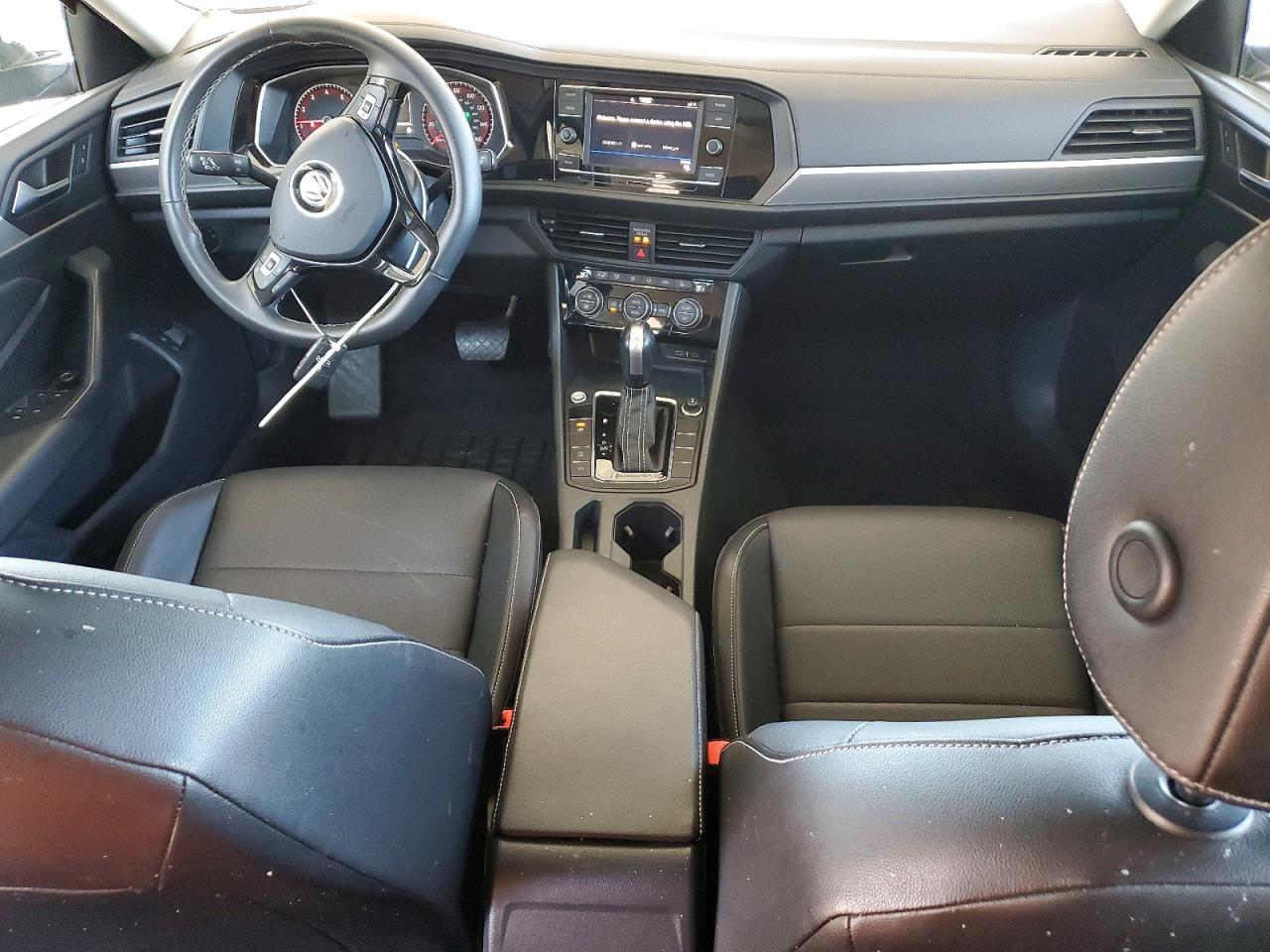 Volkswagen Jetta S