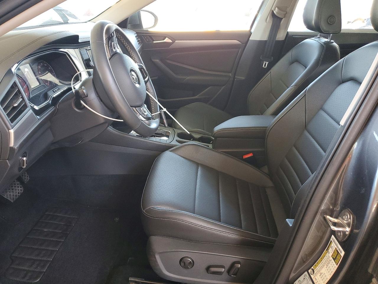 Volkswagen Jetta S