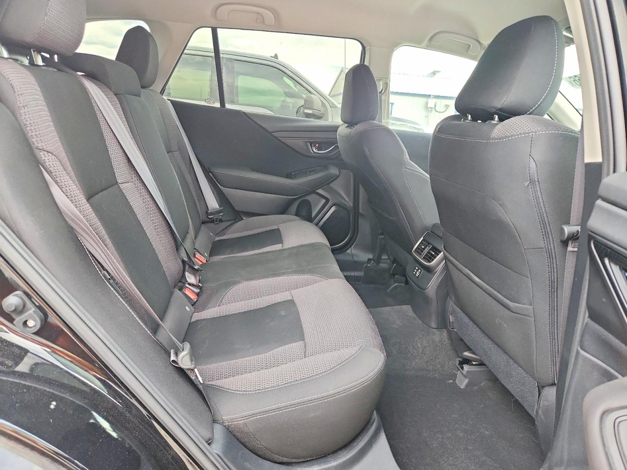Subaru Outback Premium