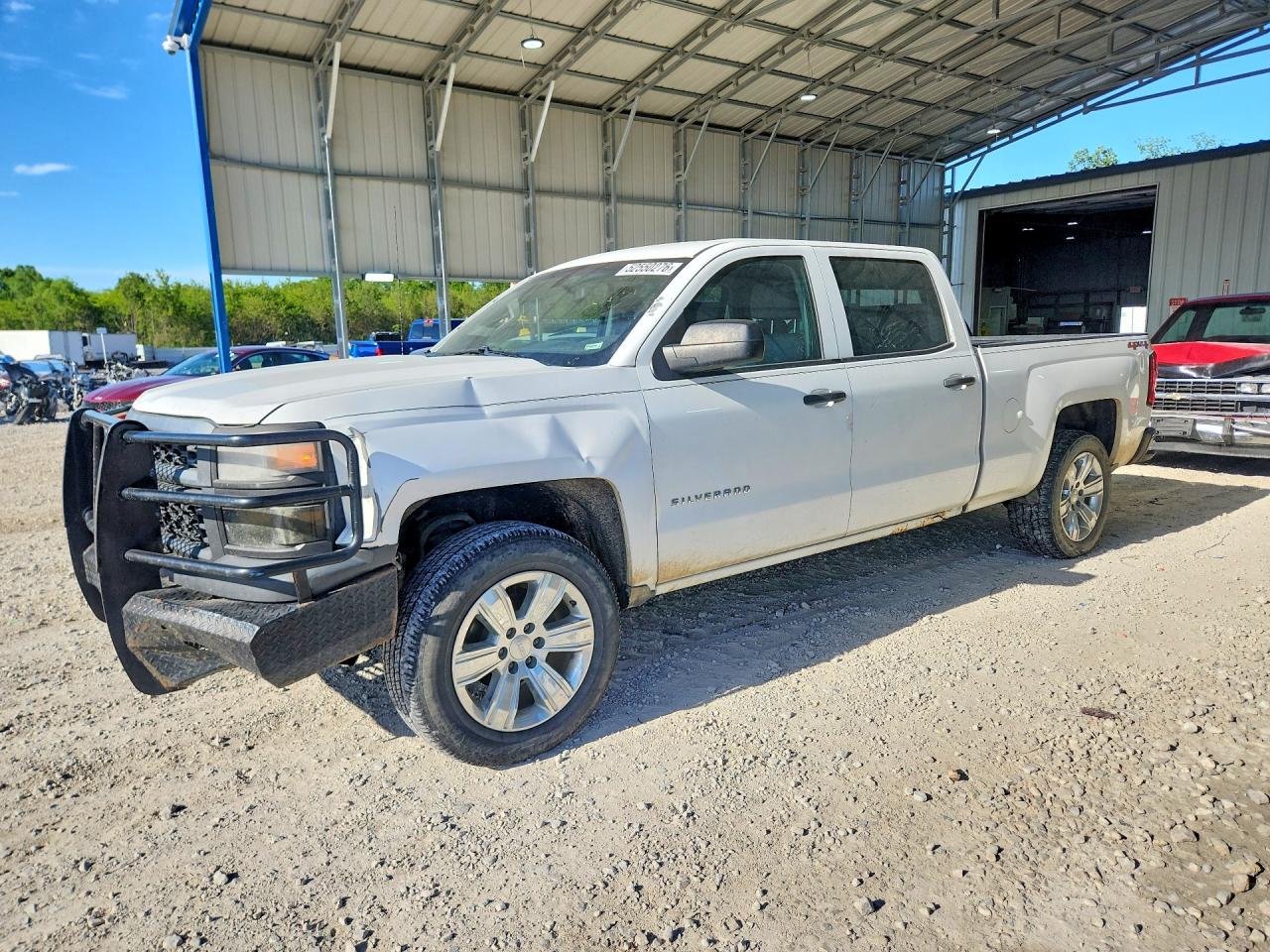 Salvage Chevrolet Silverado Image