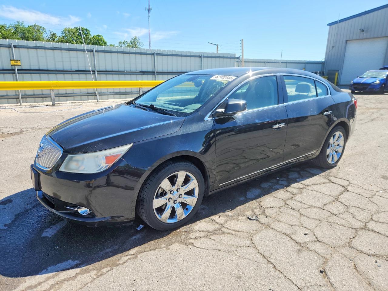 Salvage Buick LaCrosse Image