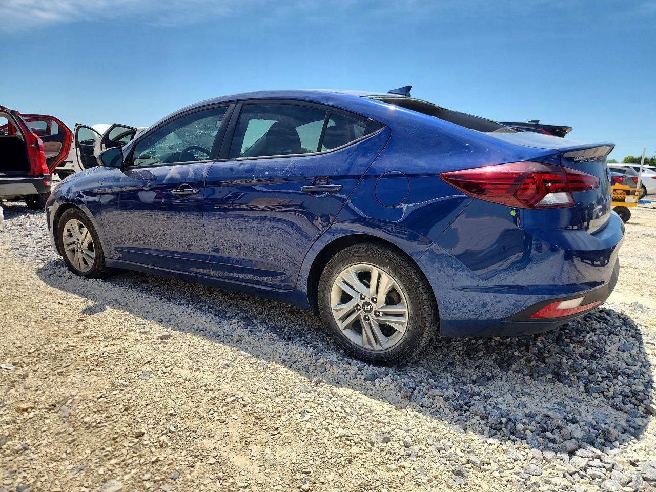 Hyundai ELANTRA Sel