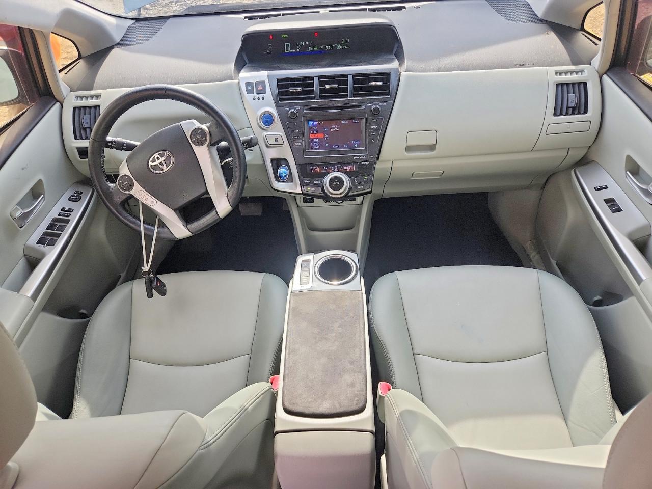 Toyota Prius Five