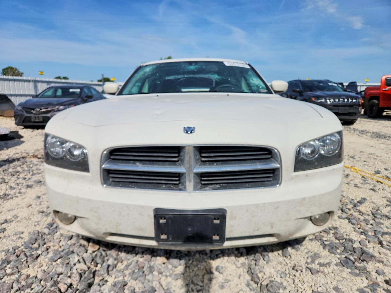 Dodge Charger Sxt