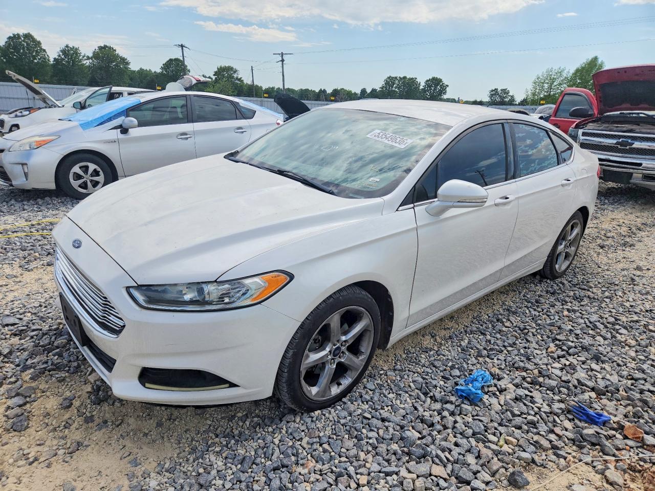 Salvage Ford Fusion Image