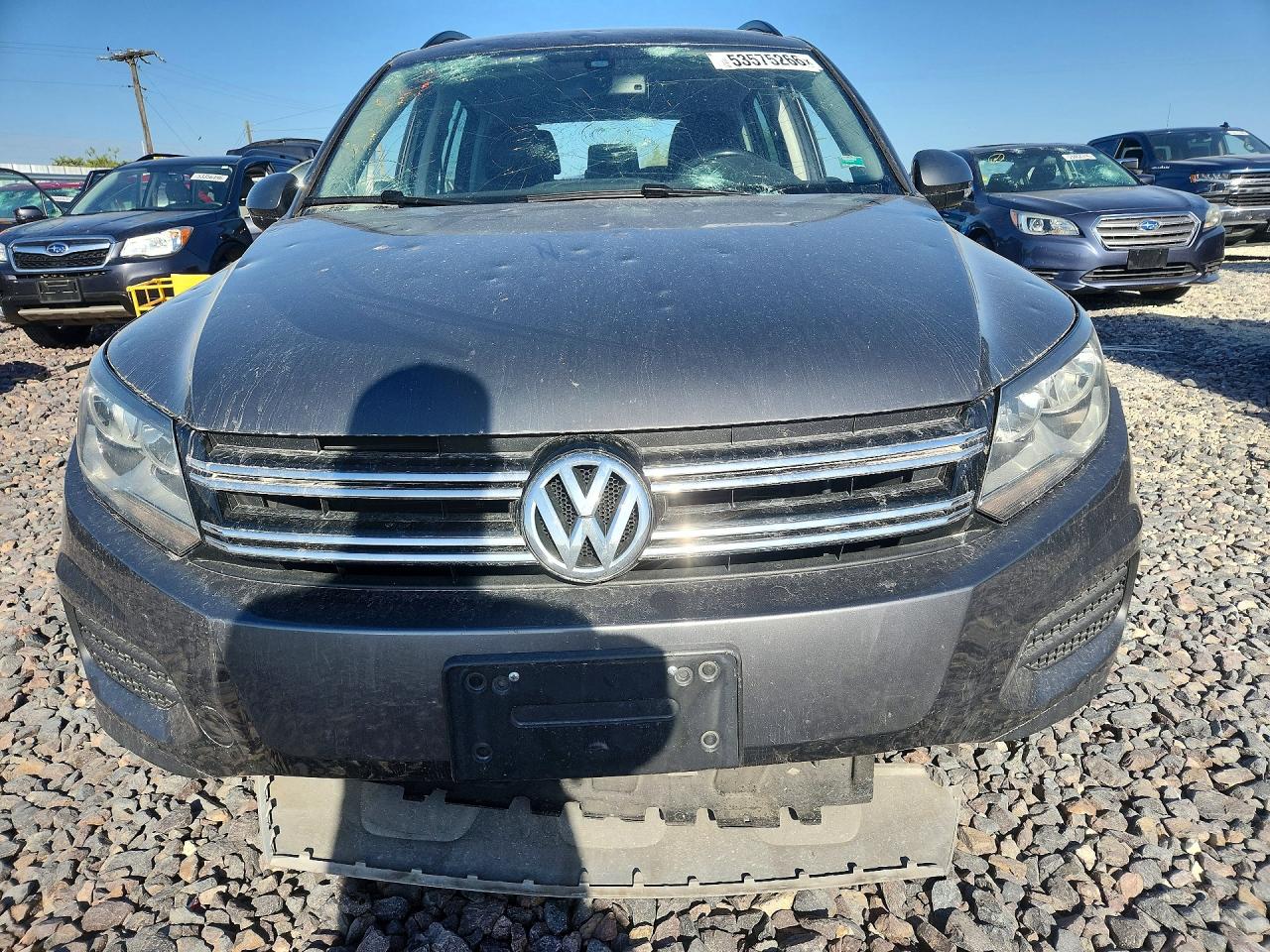 Volkswagen Tiguan S