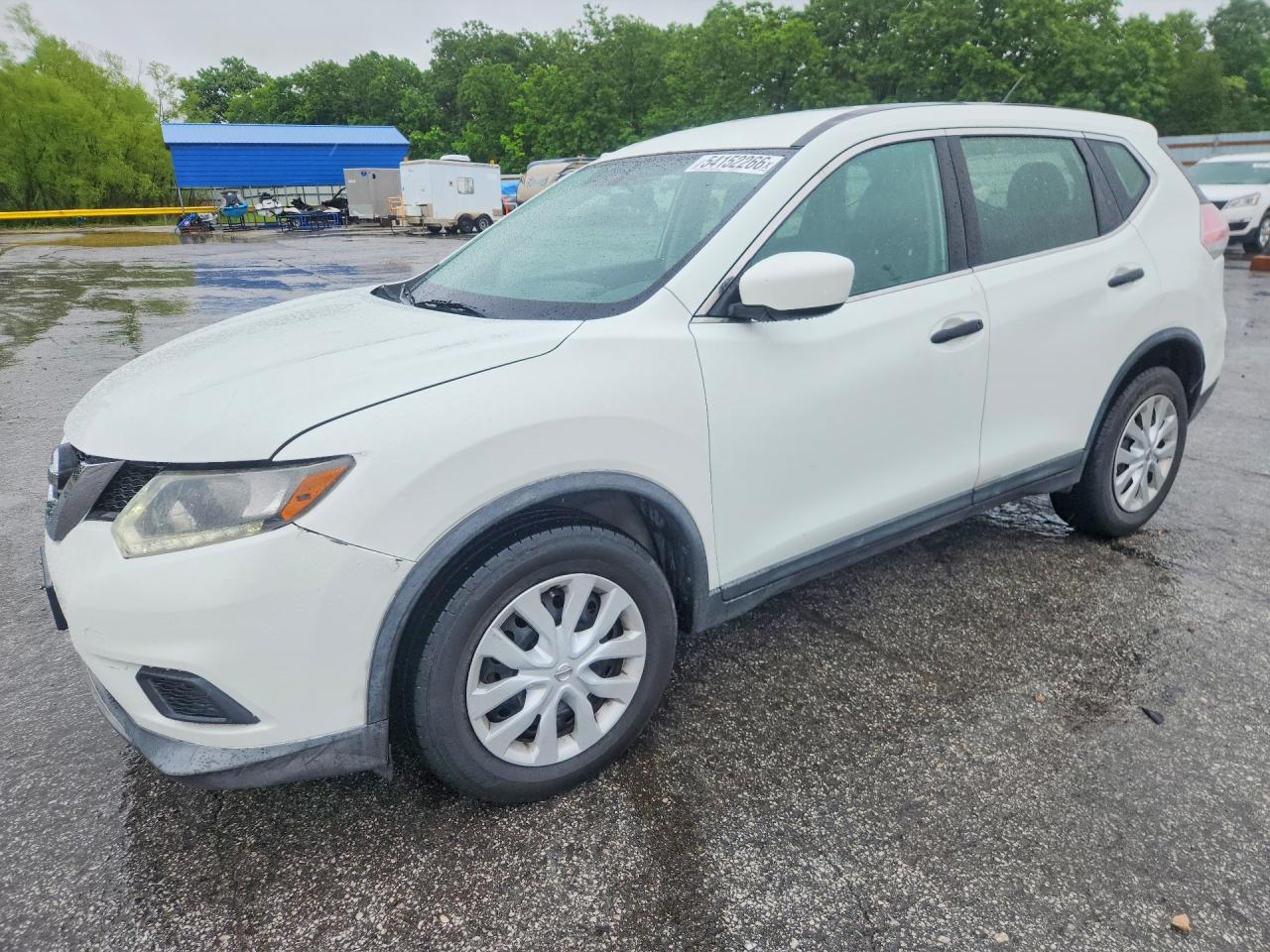 Salvage Nissan Rogue Image