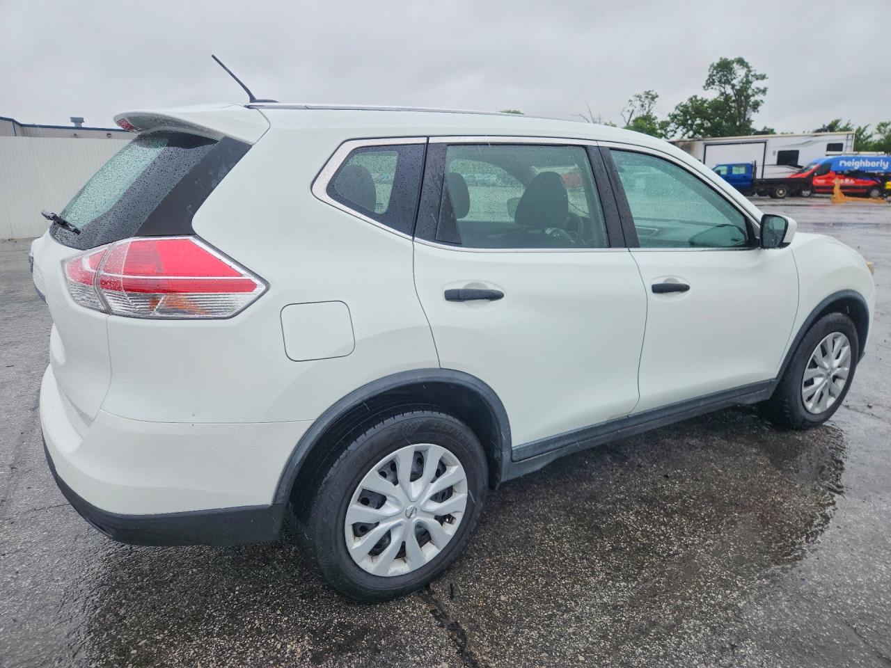 Nissan Rogue S