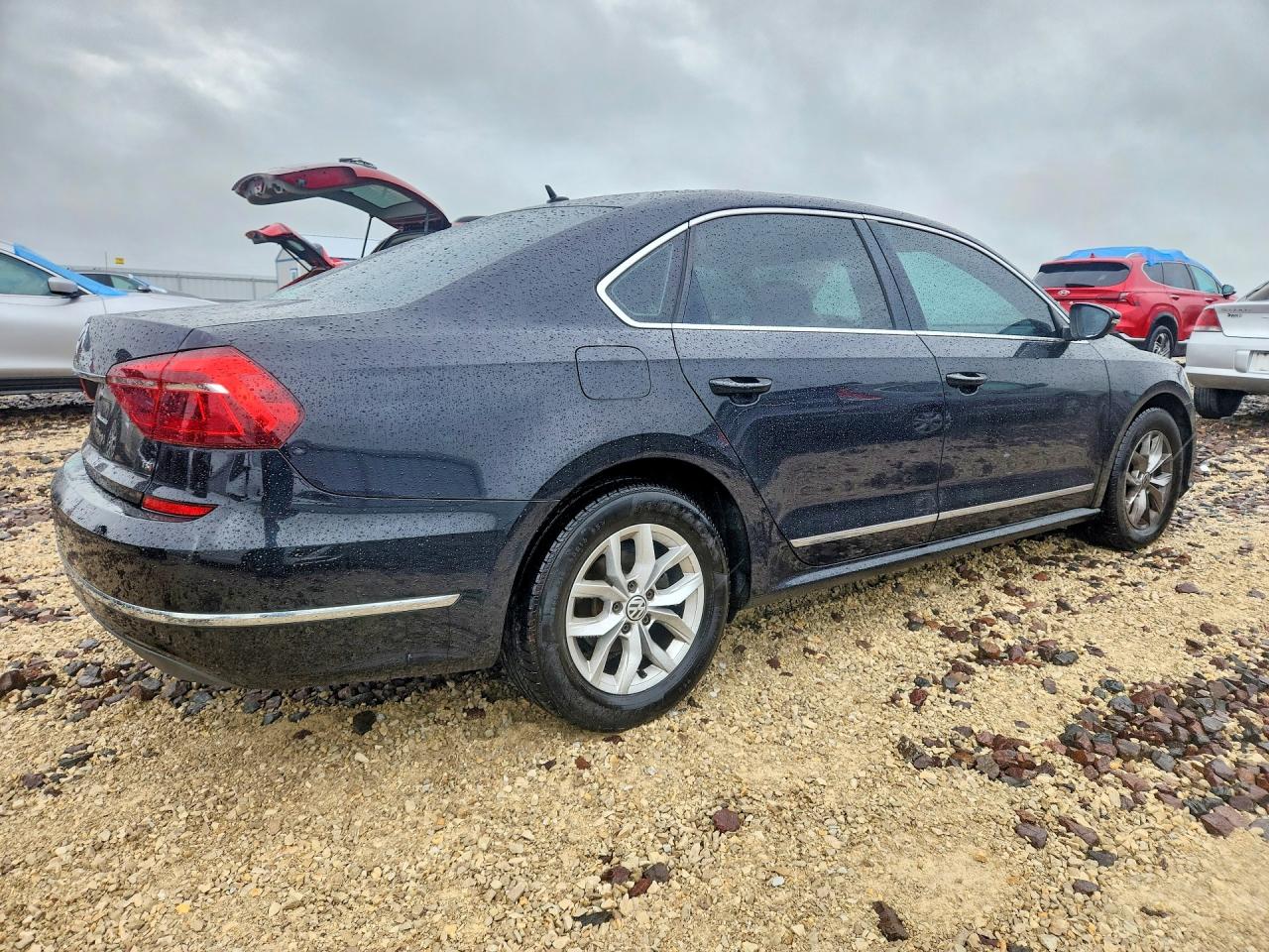Volkswagen Passat S