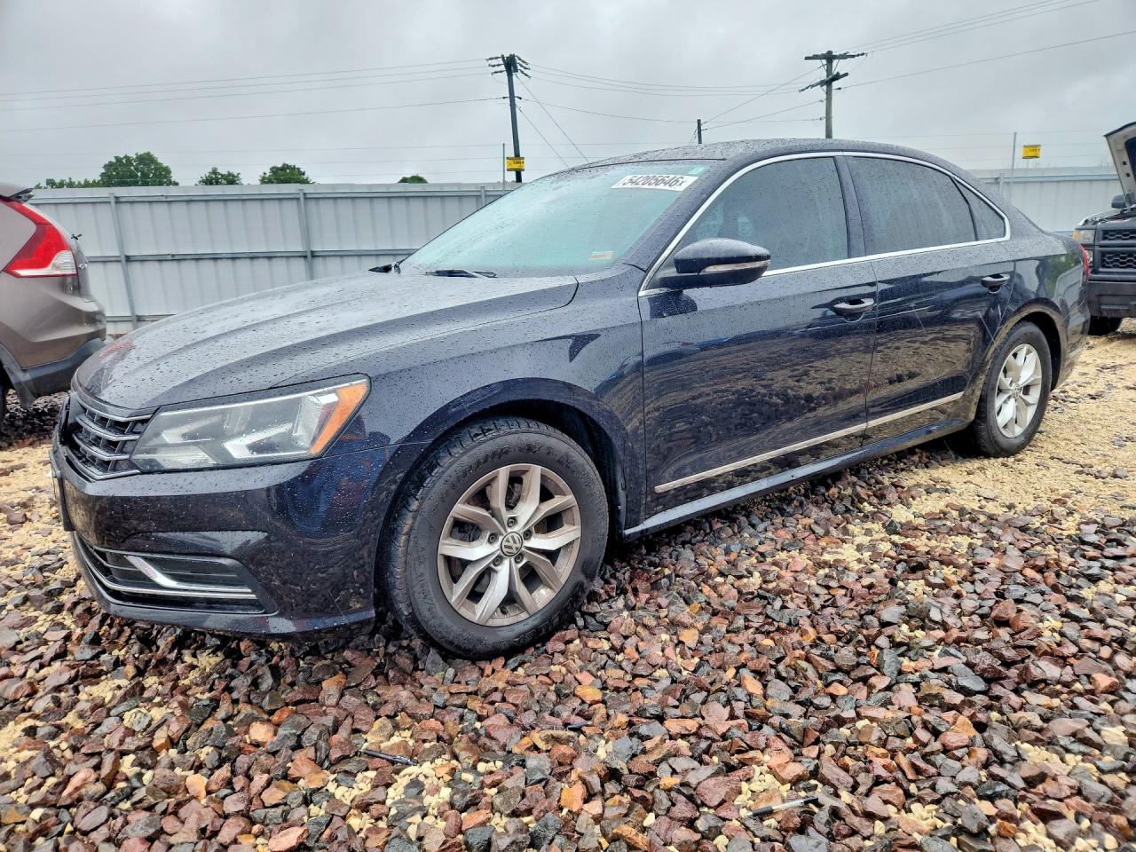 Salvage Volkswagen Passat Image