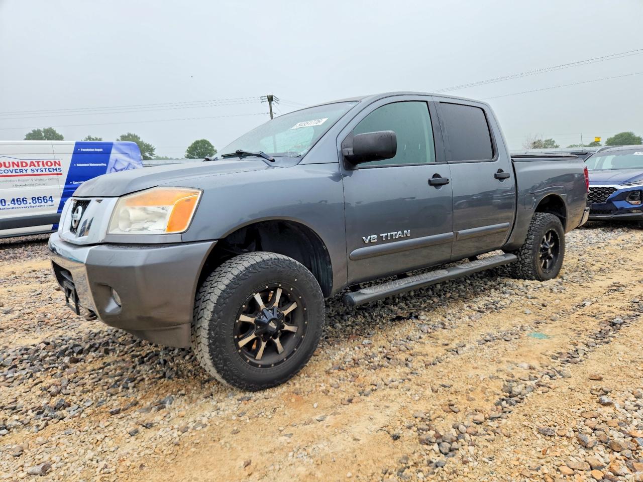 Salvage Nissan Titan Image