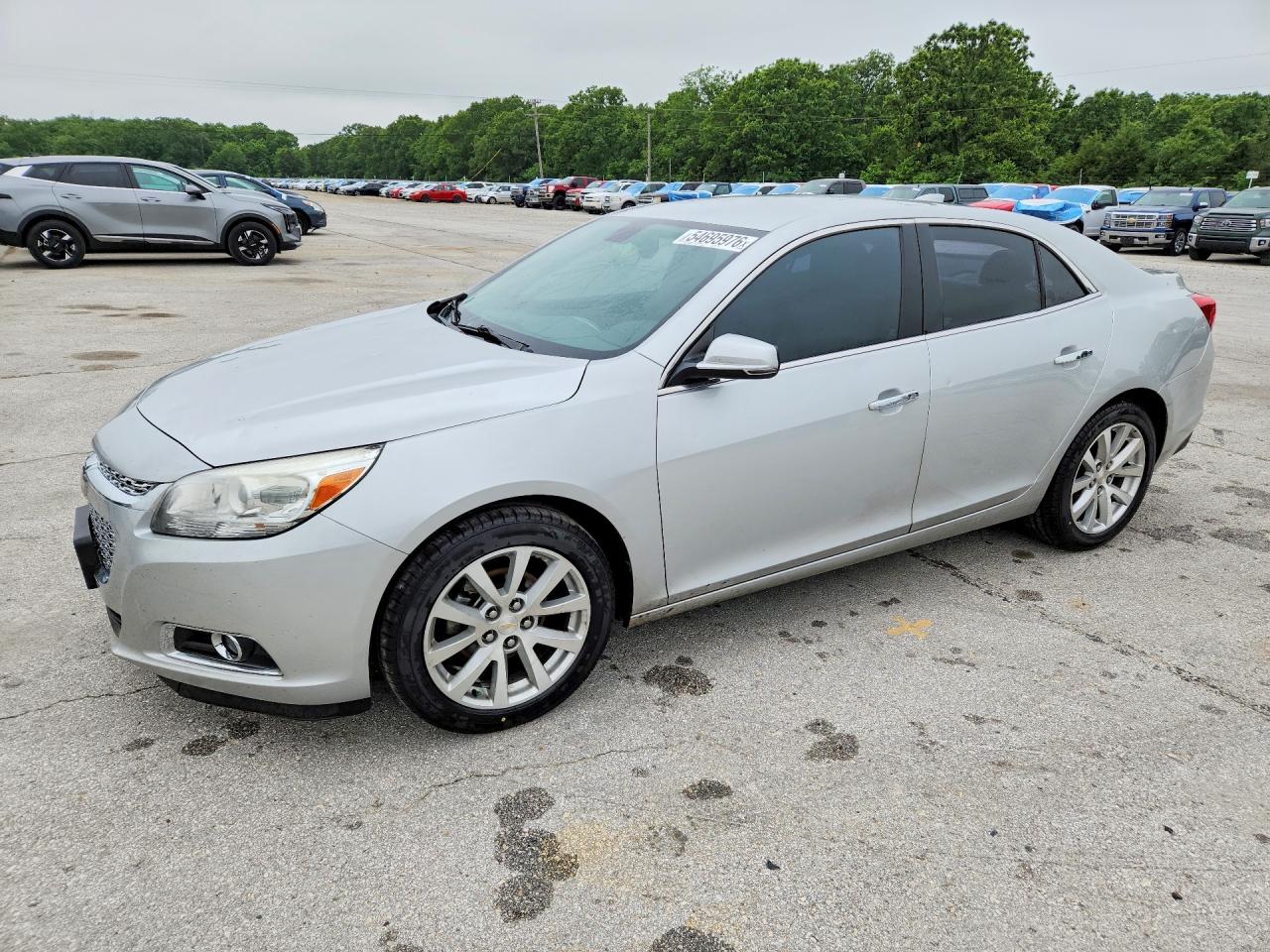 Salvage Chevrolet Malibu Image