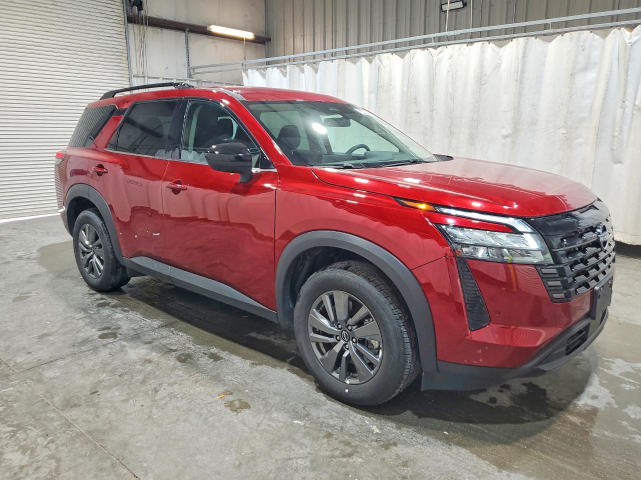 Nissan Pathfinder Sv
