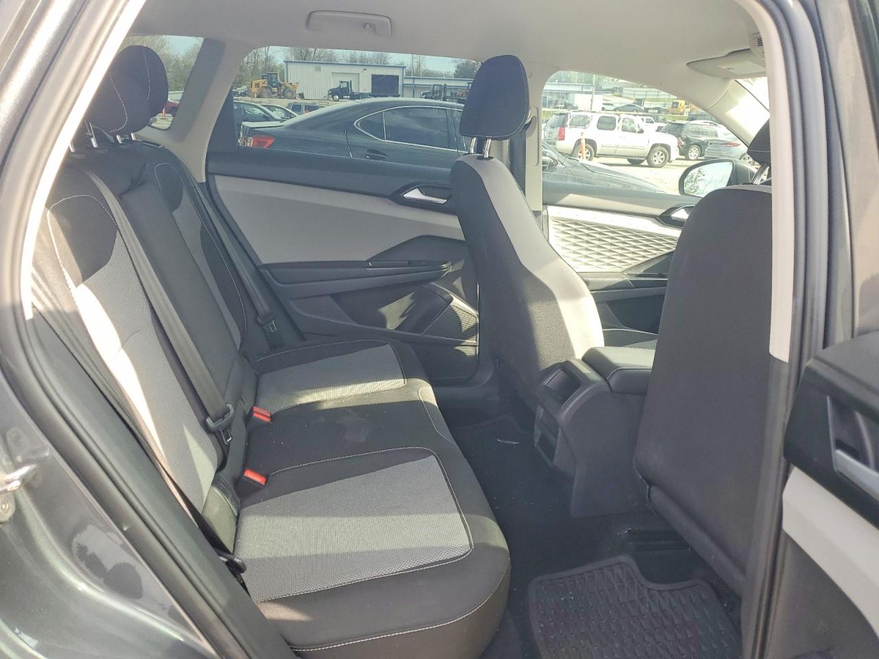 Volkswagen Taos S