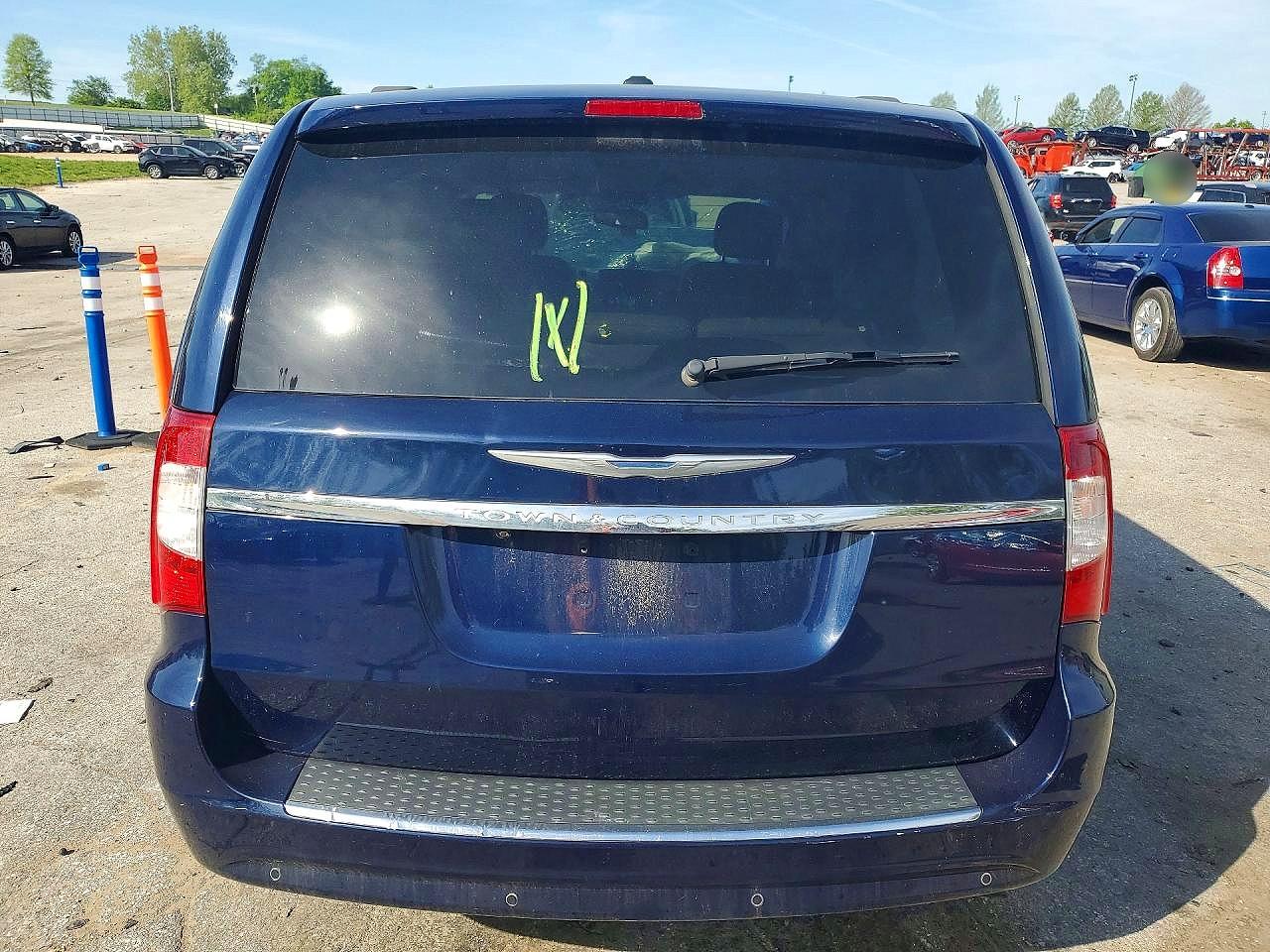 Chrysler Minivan Touring L