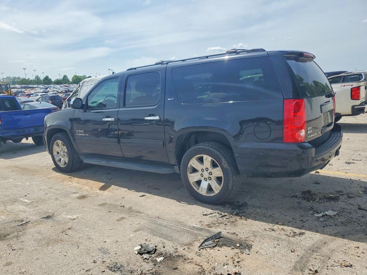GMC Yukon C1500 Slt