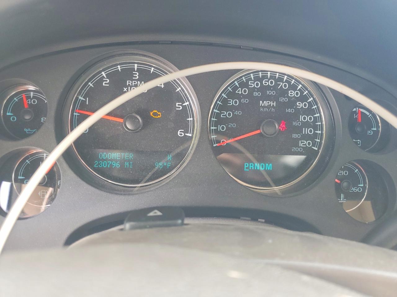 GMC Yukon C1500 Slt