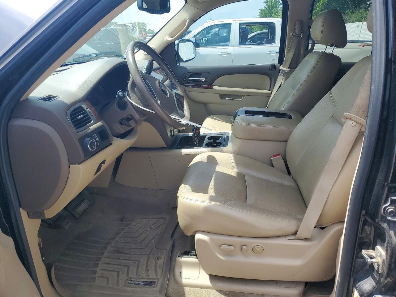 GMC Yukon C1500 Slt