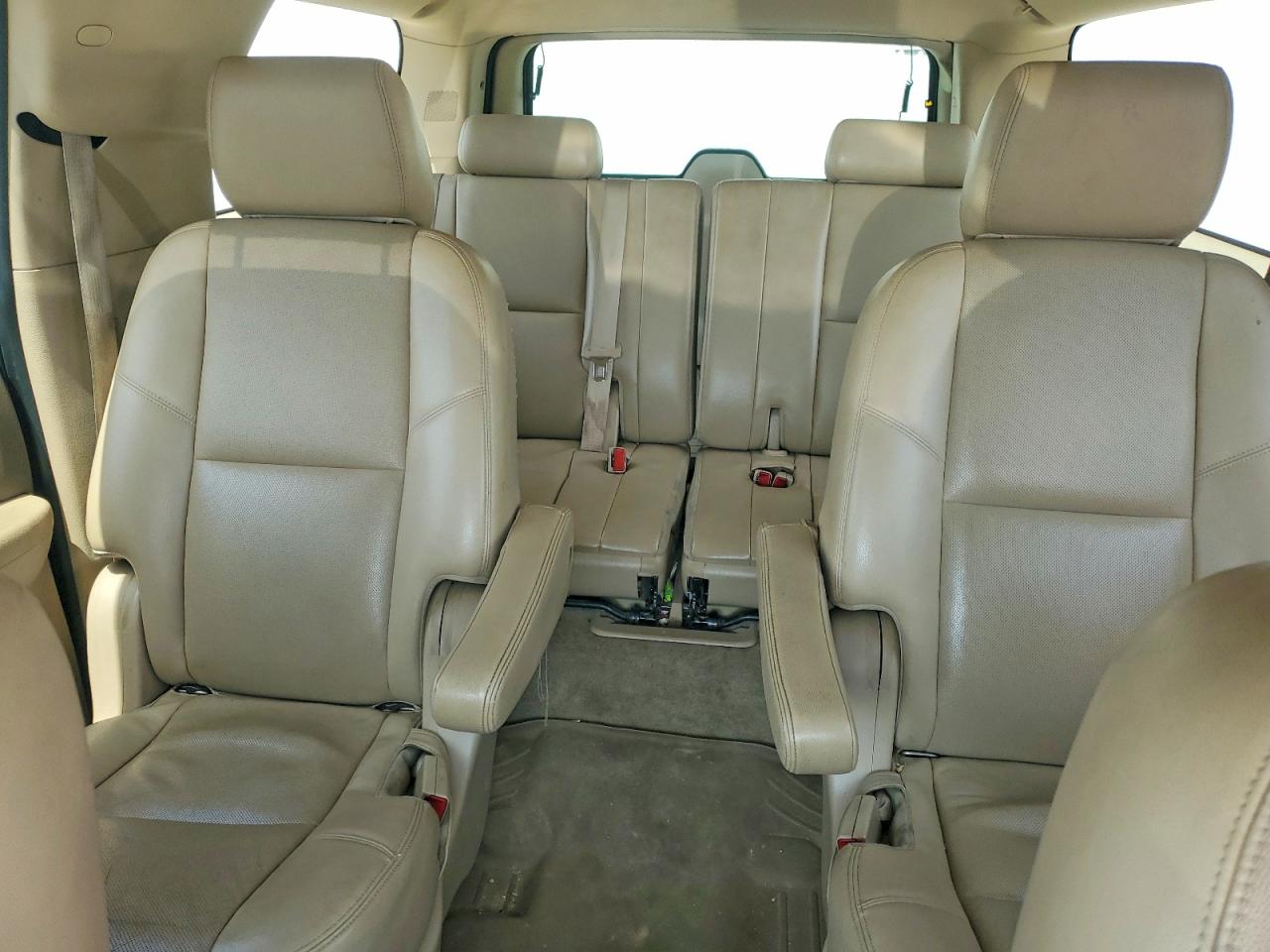GMC Yukon C1500 Slt